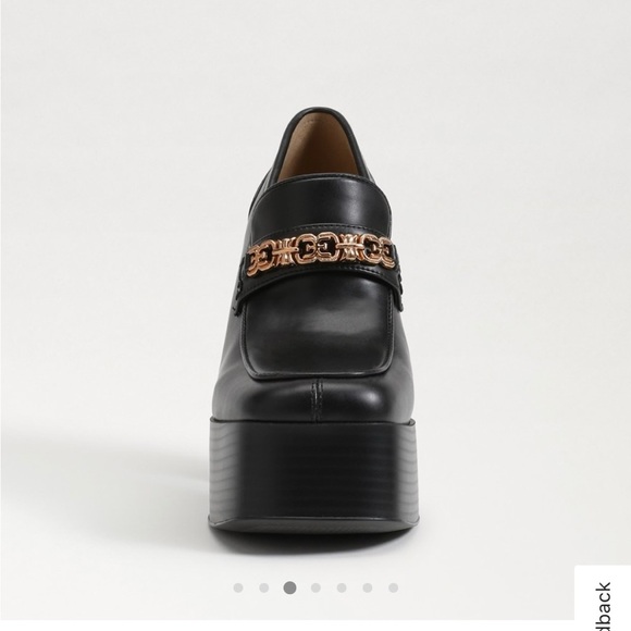 Like new. Worn around house. - Picture 4 of 9